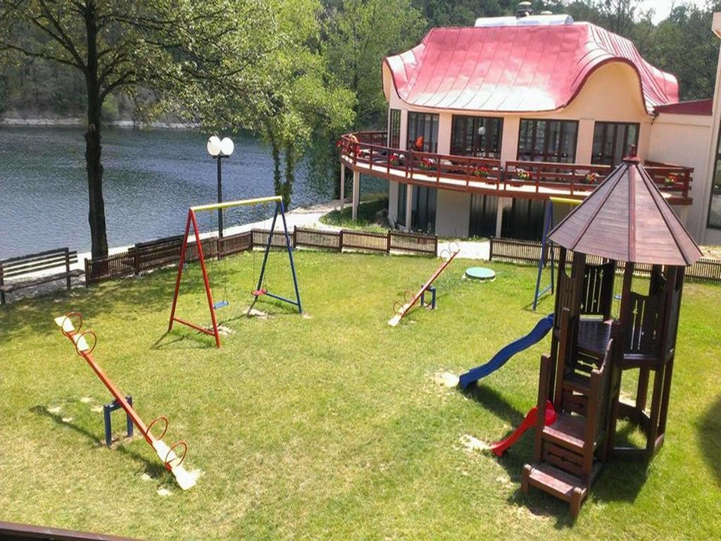 Hotel Jezero Μπορ Εξωτερικό φωτογραφία